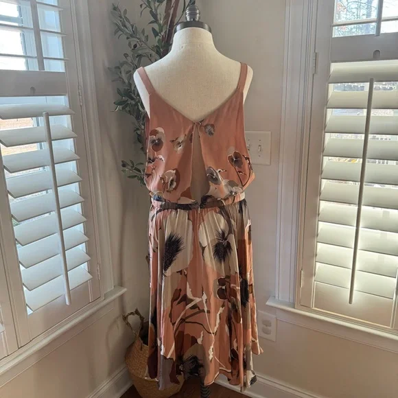 Gucci silk floral dress from pre-fall 2012 line size 40